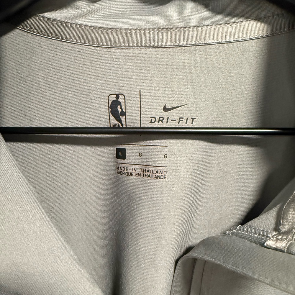 Nike Gray Performance Jacket - Picture 6 of 7